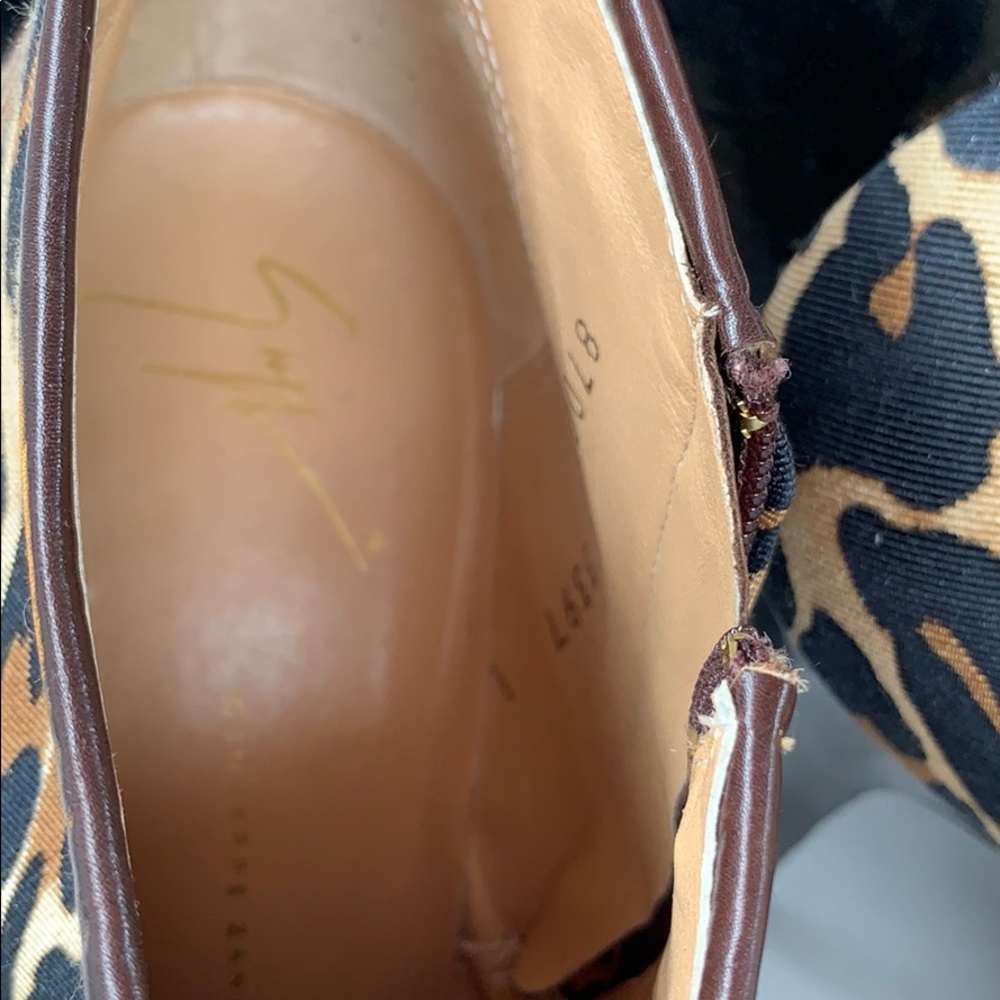Giuseppe Zanotti leopard print booties - Picture 2 of 5